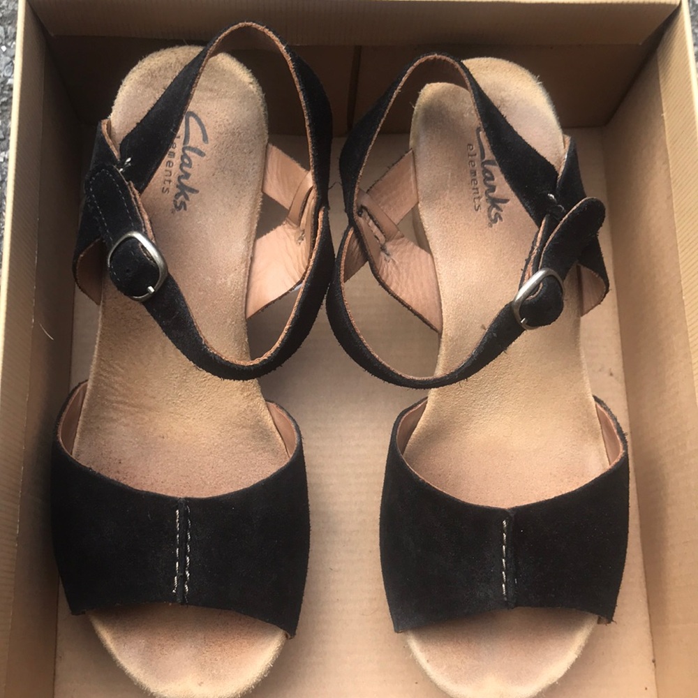 Clark’s elements sandals 👡